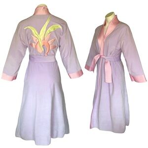 v i n t a g e :: Glamour Bill Tice Embroidered Bird Of Paradise Velour Robe